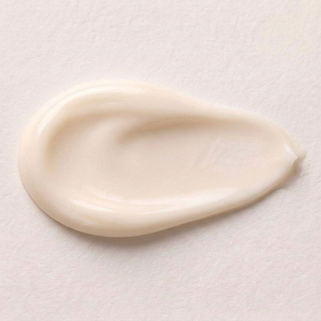 Matinata re.nourish texture — silky, smooth ivory cream swatch on soft white